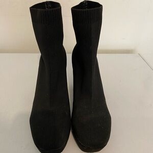 Black Women's Stretch Sock Boot - Comfortable Everyday Ankle Boots